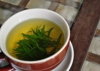 How to Dilute Tea Tree Oil